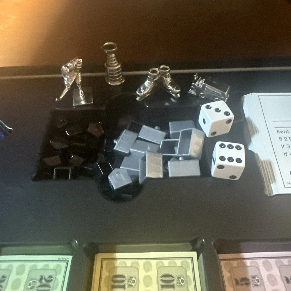Monopoly My NHL Edition Customizable Hockey Monopoly Board Game 2006
